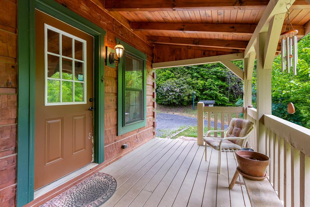 1374 Long Branch Road Property Photo 6