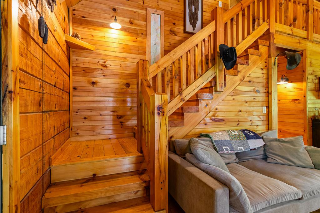 1374 Long Branch Road Property Photo 33