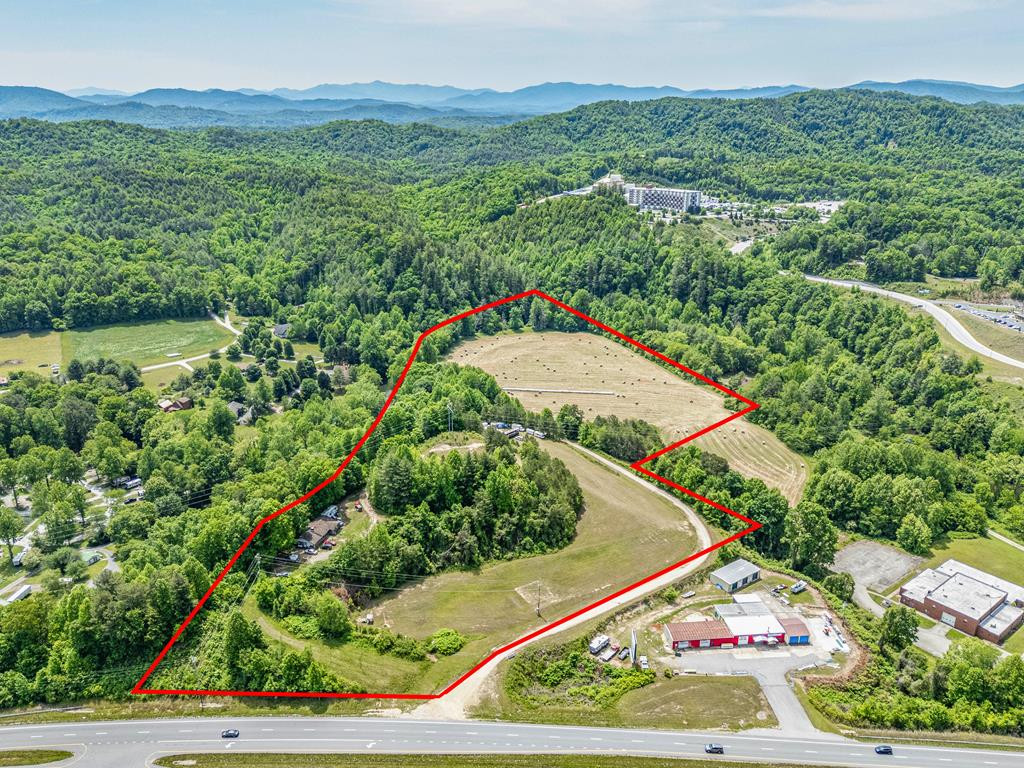 3674 Us 19 Property Photo 1