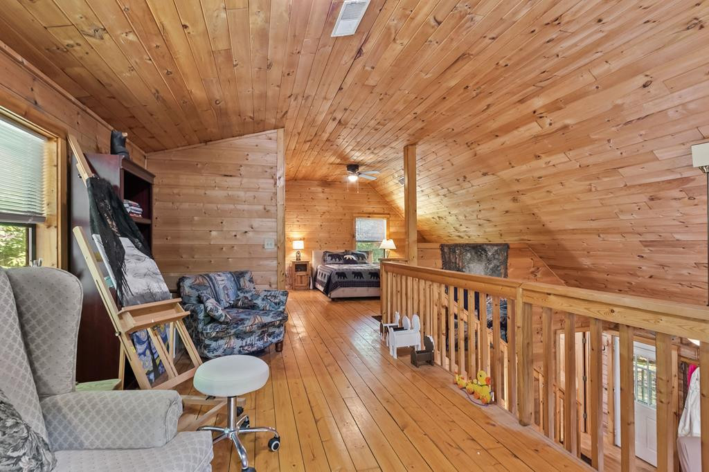 35 Winding Hill Trail Property Photo 33