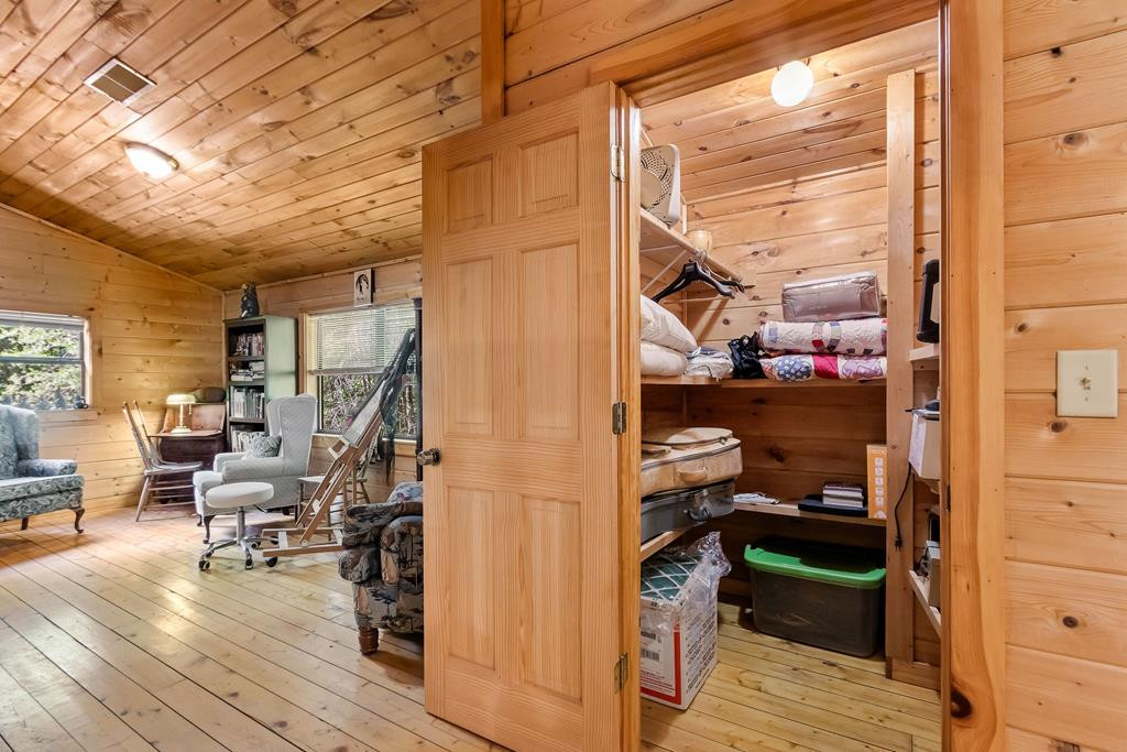 35 Winding Hill Trail Property Photo 35