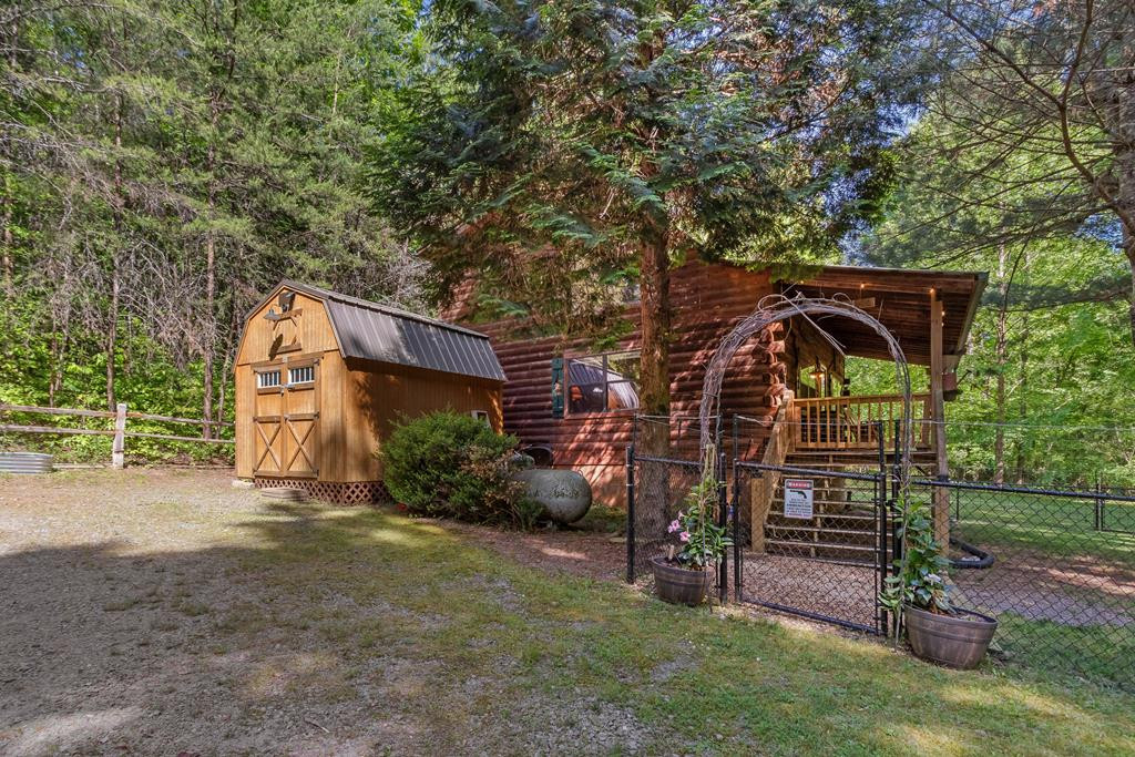 35 Winding Hill Trail Property Photo 58
