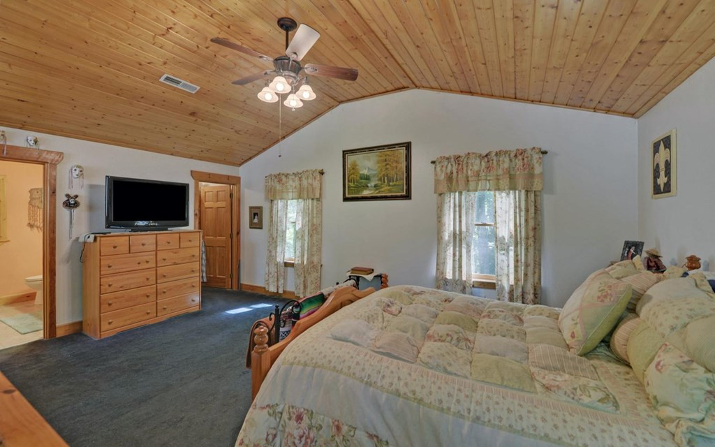 164 Dew Drop Lane Property Photo 6