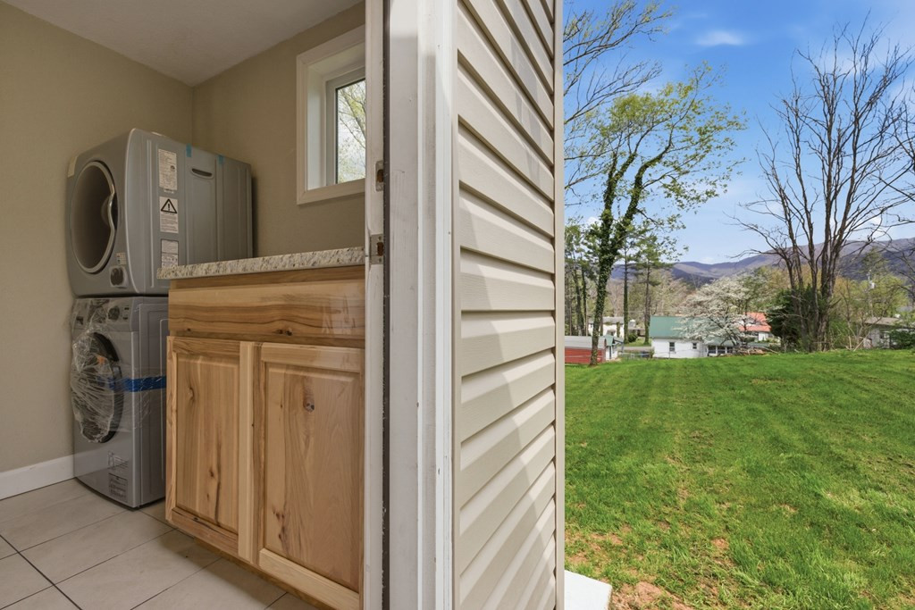 39 Justus Property Photo 15