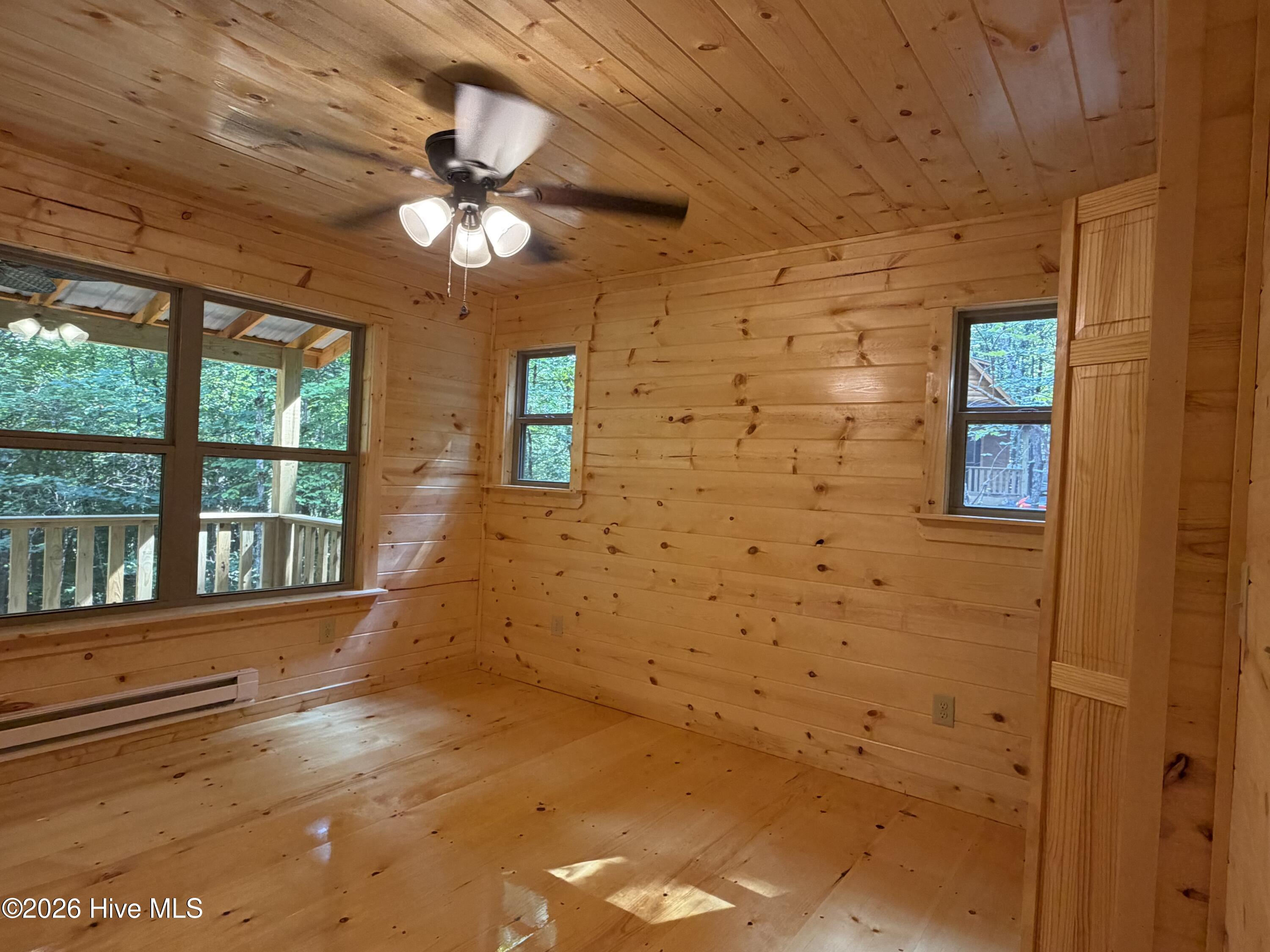 730 Whispering Ridge Drive Property Photo 14