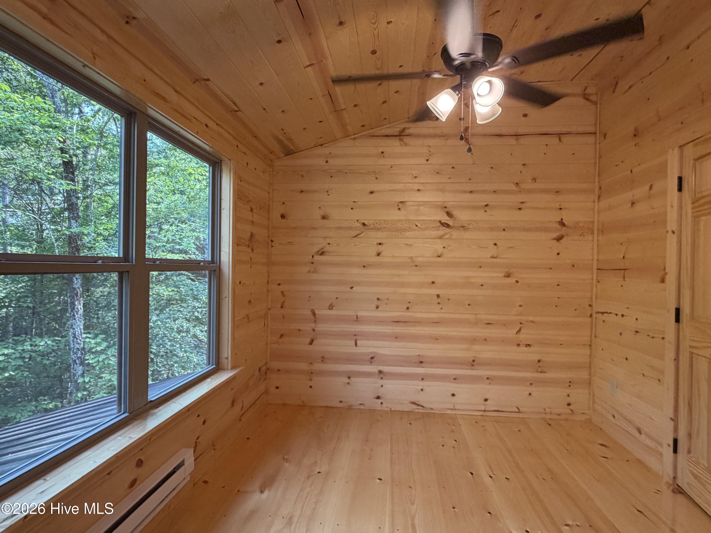 730 Whispering Ridge Drive Property Photo 21