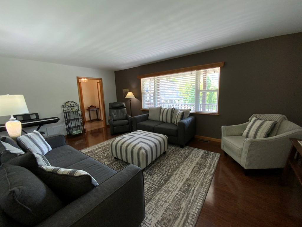 944 Wildcat Drive Property Photo 11