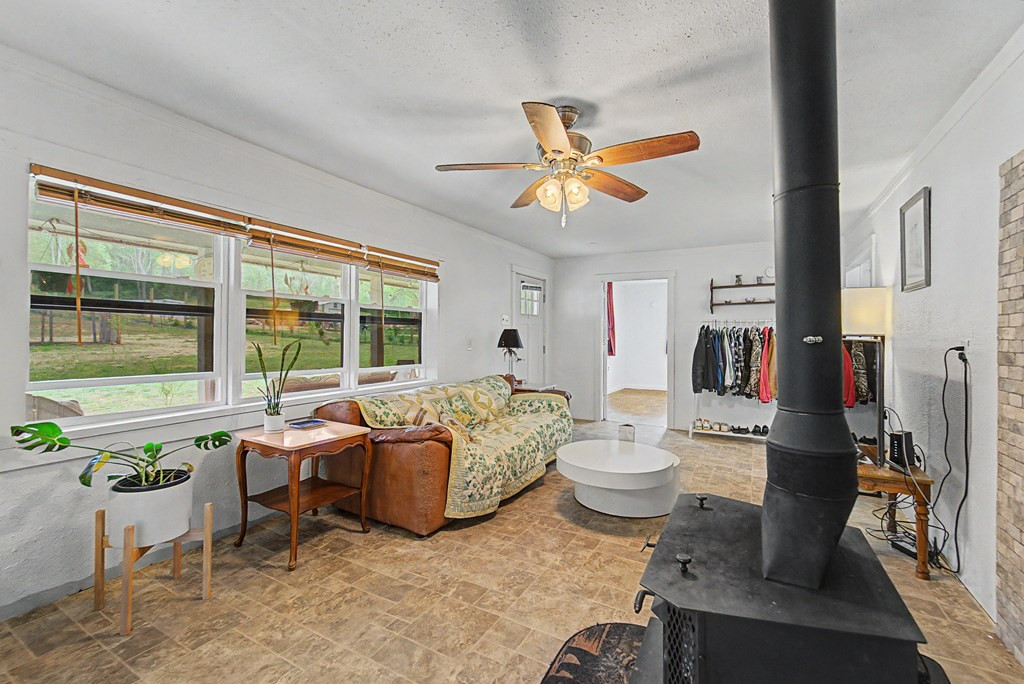 3325 Pack Mountain Road Property Photo 18