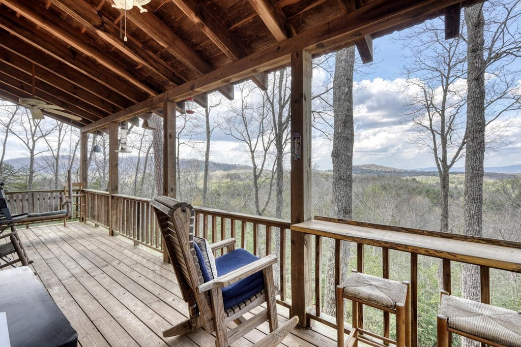 340 Mountain Top Drive Property Photo 30