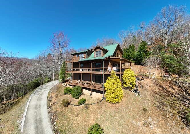 230 Smokin Ridge Property Photo 7
