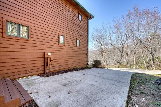 230 Smokin Ridge Property Photo 10