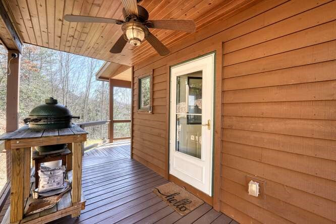 230 Smokin Ridge Property Photo 12