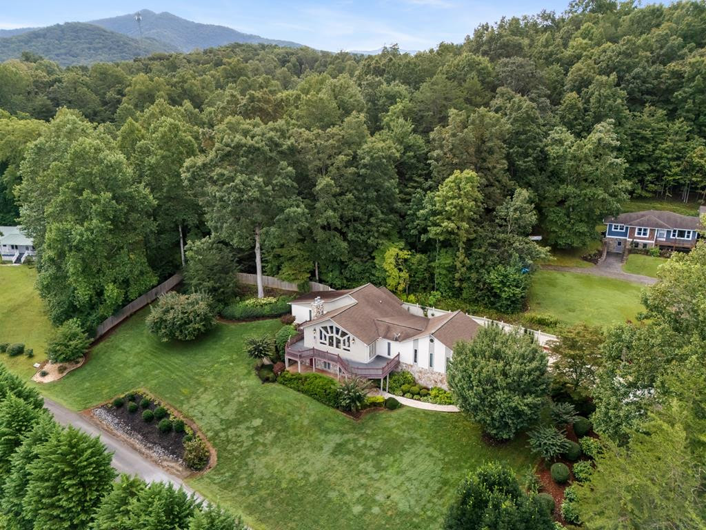 1396 Deerfield Road Property Photo 1