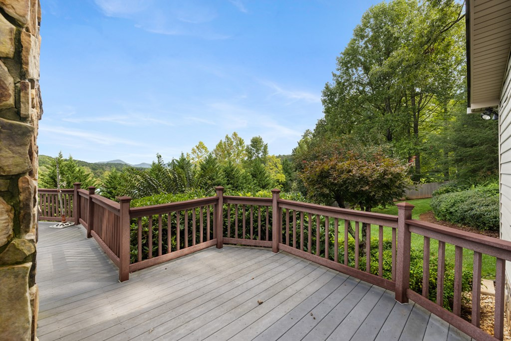 1396 Deerfield Road Property Photo 24