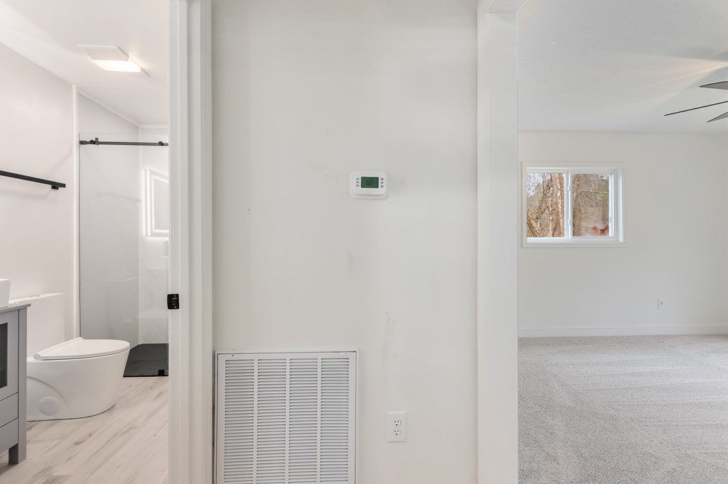 284 Smokeford Road Property Photo 36