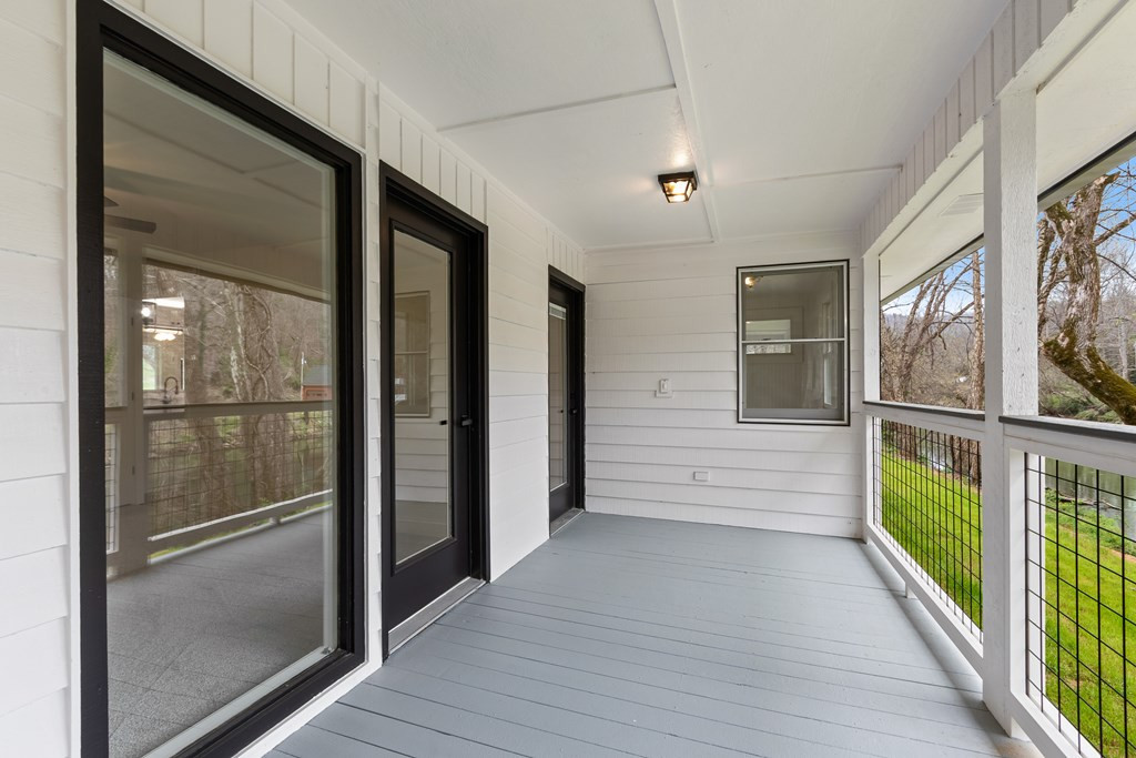 284 Smokeford Road Property Photo 72