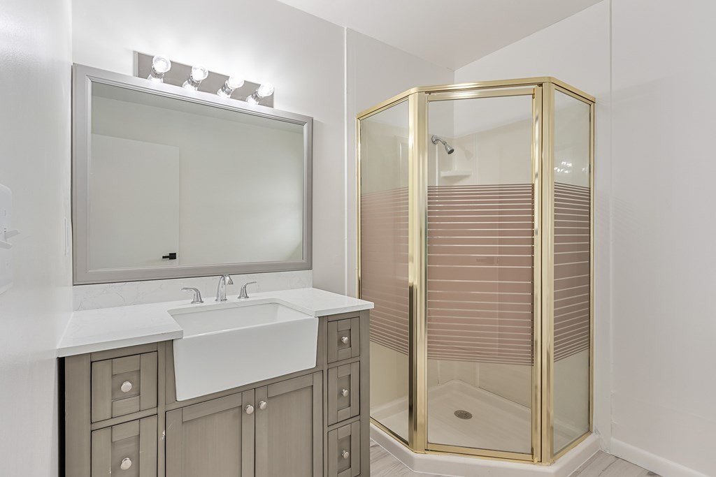 284 Smokeford Road Property Photo 82