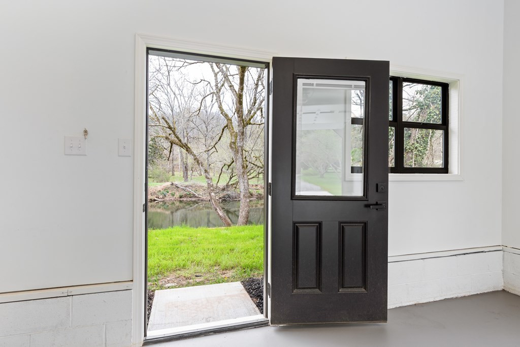284 Smokeford Road Property Photo 103