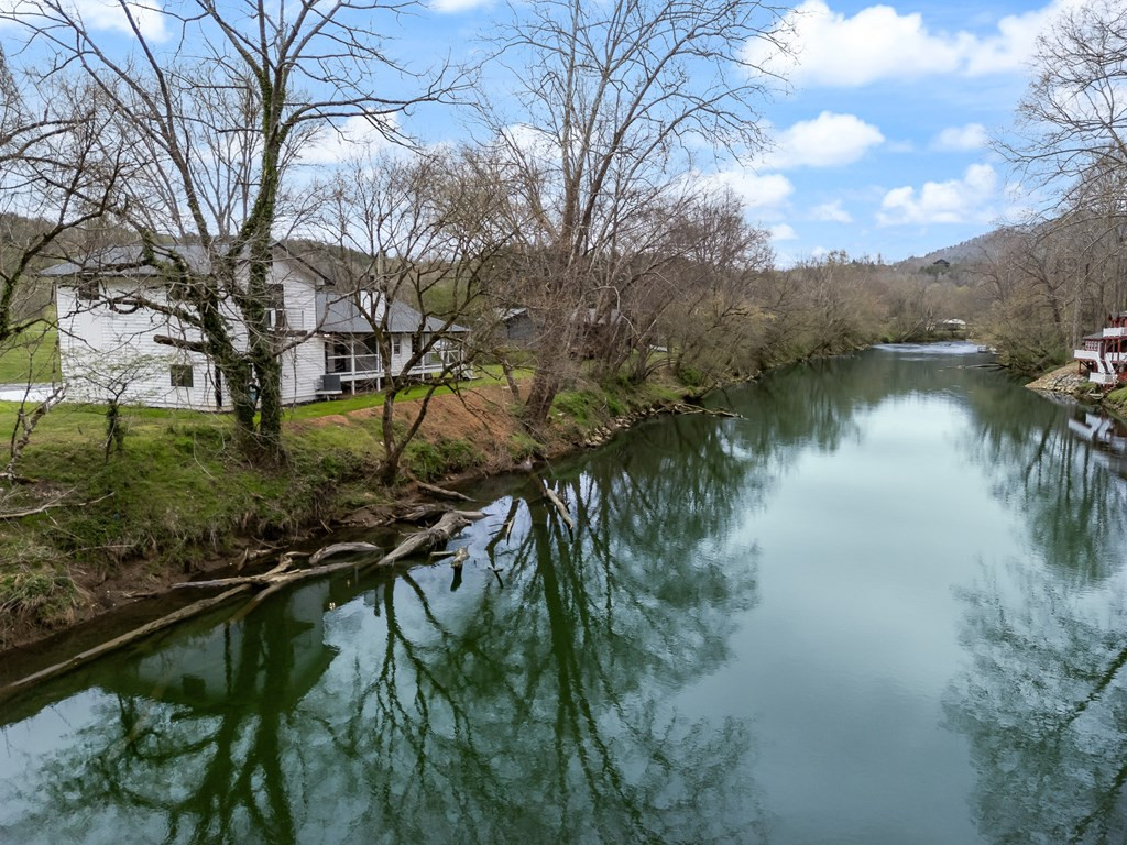 284 Smokeford Road Property Photo 113