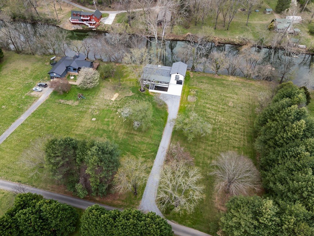 284 Smokeford Road Property Photo 118