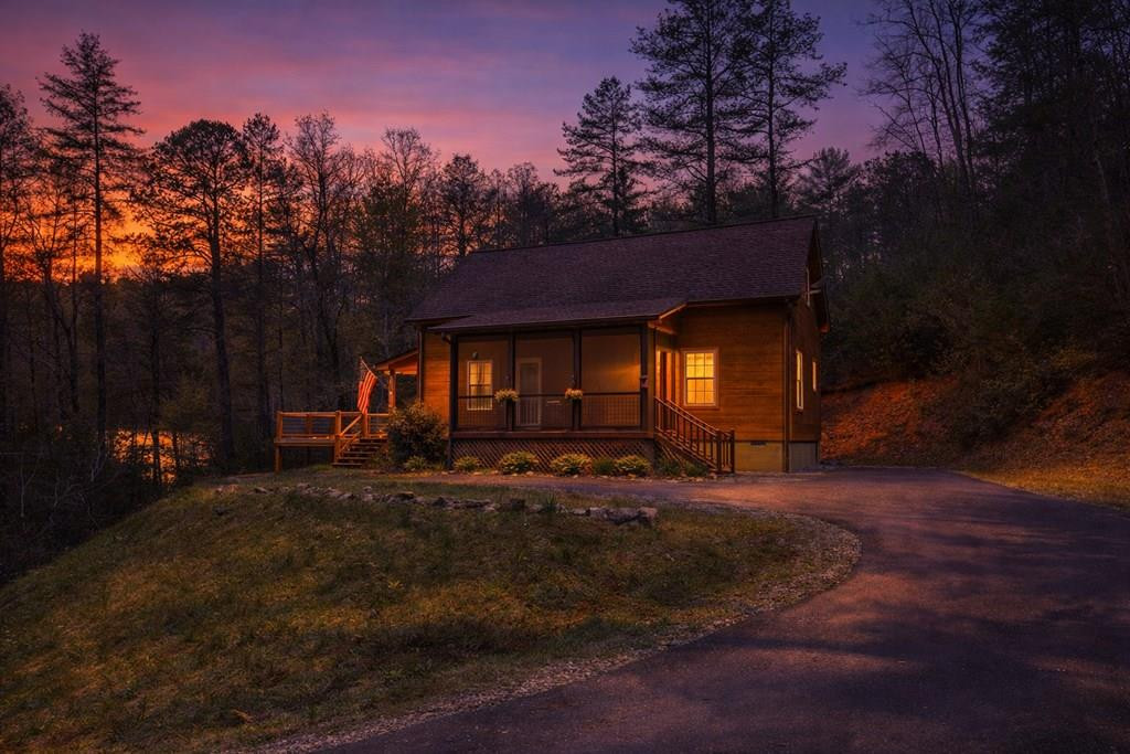 138 Hubbell Lane Property Photo 1