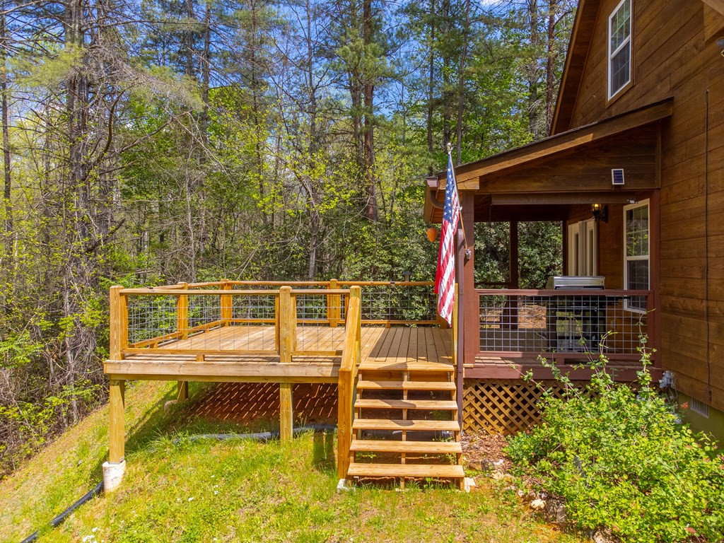 138 Hubbell Lane Property Photo 4