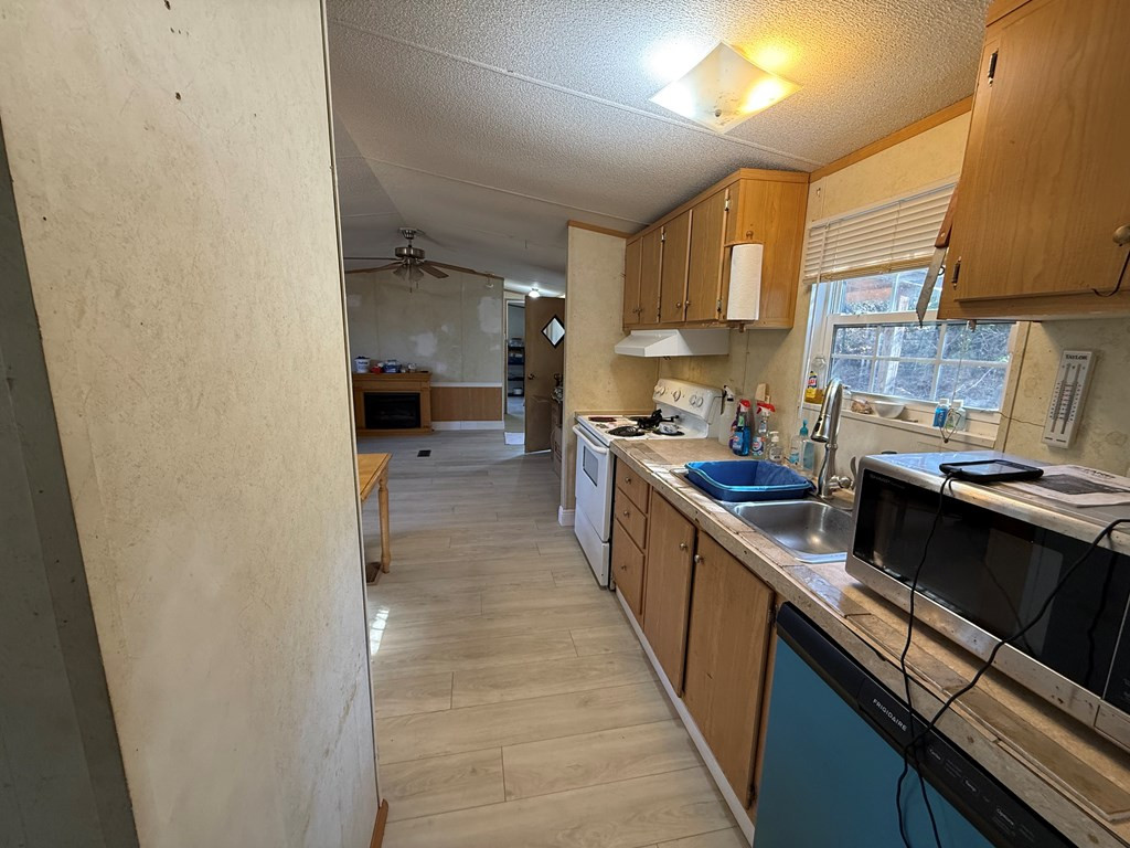 108 Sue Lane Property Photo 6