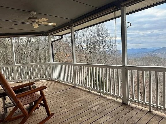 7 Lakeview Drive Property Photo 5