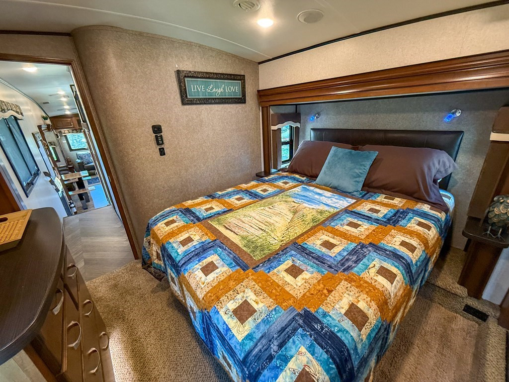 115 Apache Bend Property Photo 22