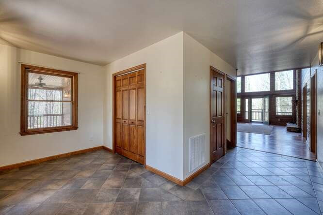 125 Ford Lane Property Photo 12