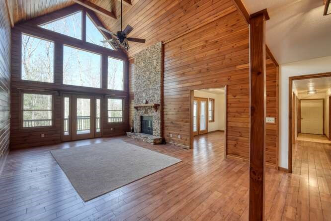 125 Ford Lane Property Photo 14