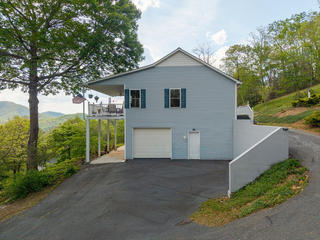 619 Pounding Mill Loop Property Photo 9