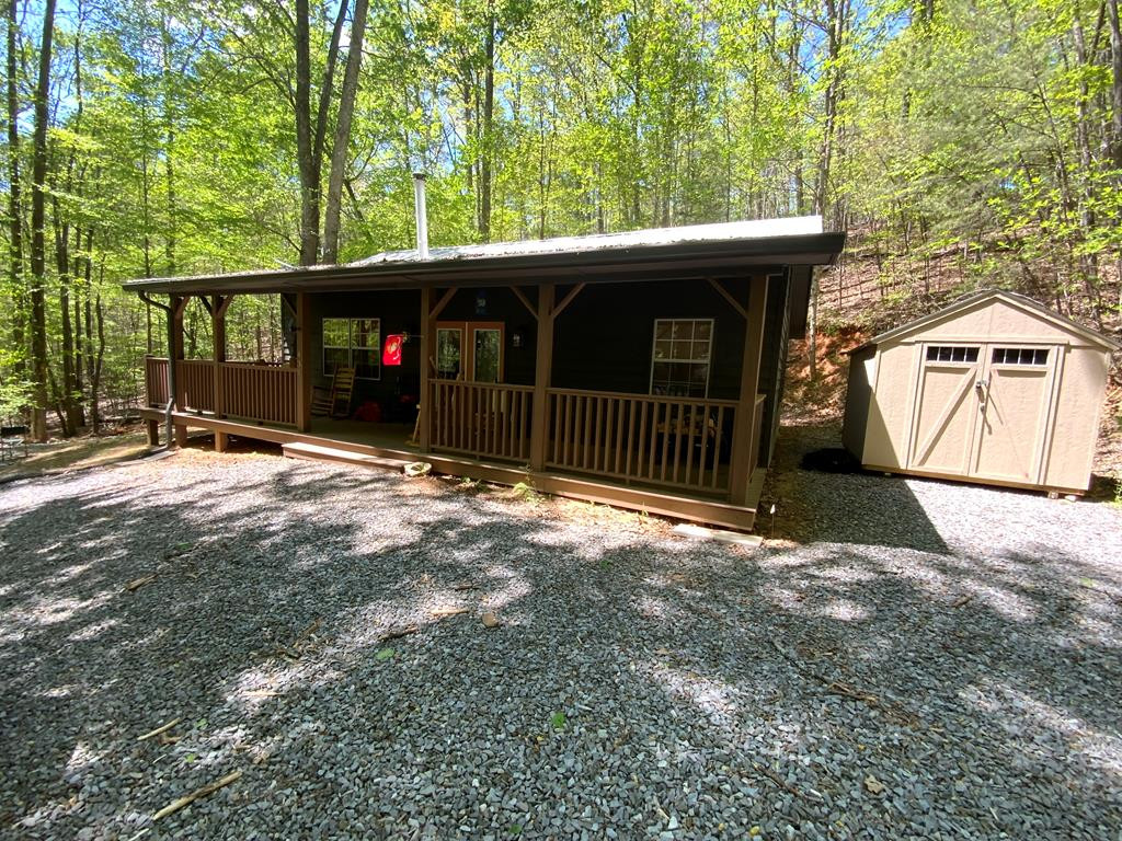 433 Damon's Trail Property Photo 1