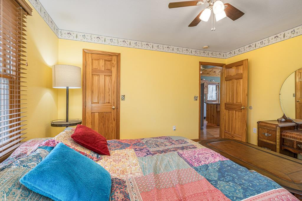 115 New Castle Road Property Photo 11