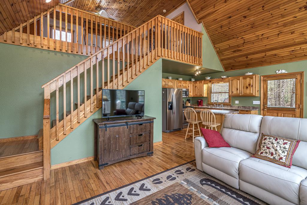 115 New Castle Road Property Photo 14