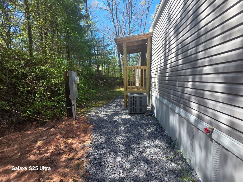 466 Glen Stalcup Road Property Photo 4