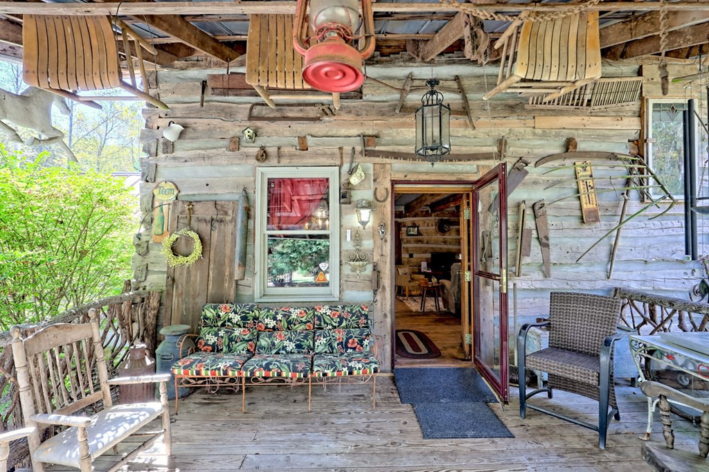 1064 Muskrat Creek Road Property Photo 14