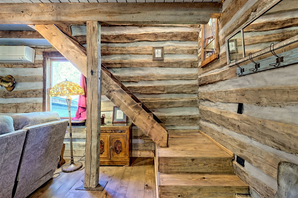 1064 Muskrat Creek Road Property Photo 31