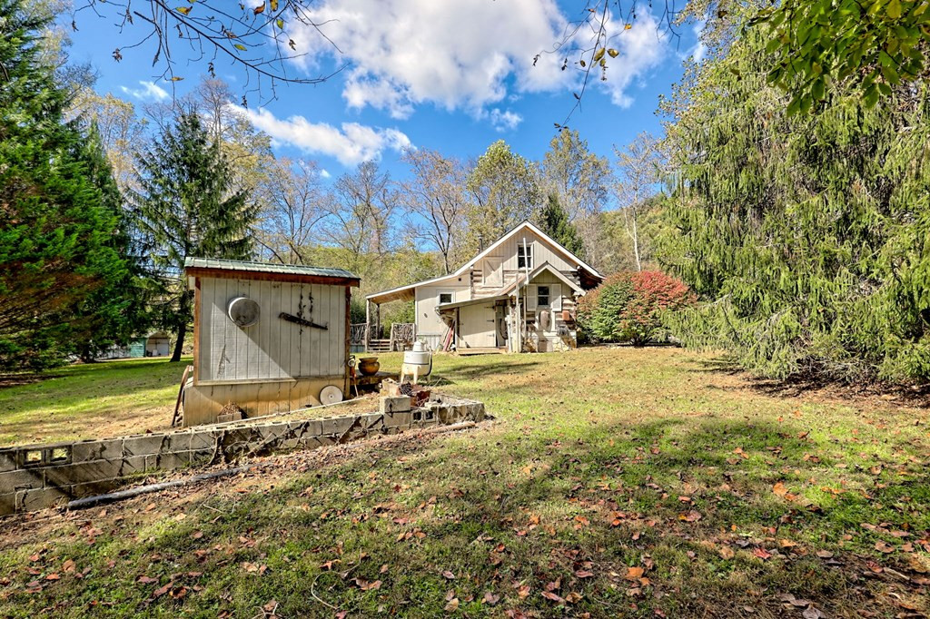1064 Muskrat Creek Road Property Photo 38