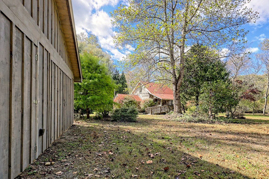 1064 Muskrat Creek Road Property Photo 45
