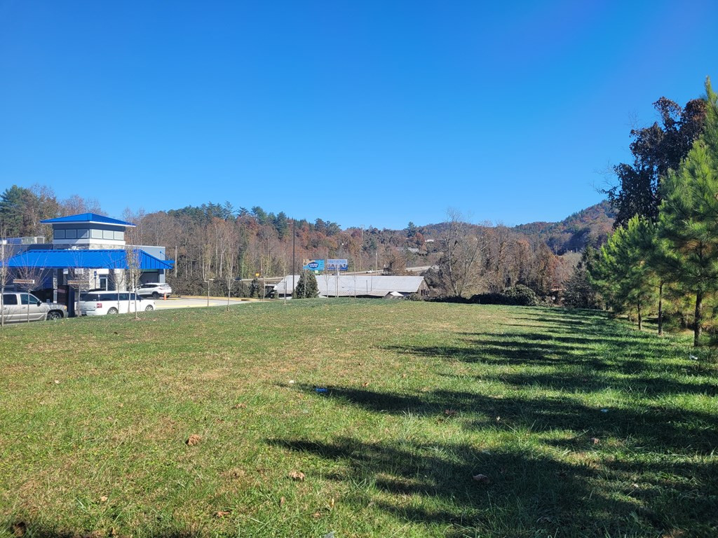 727 Hiwassee Street Property Photo 5