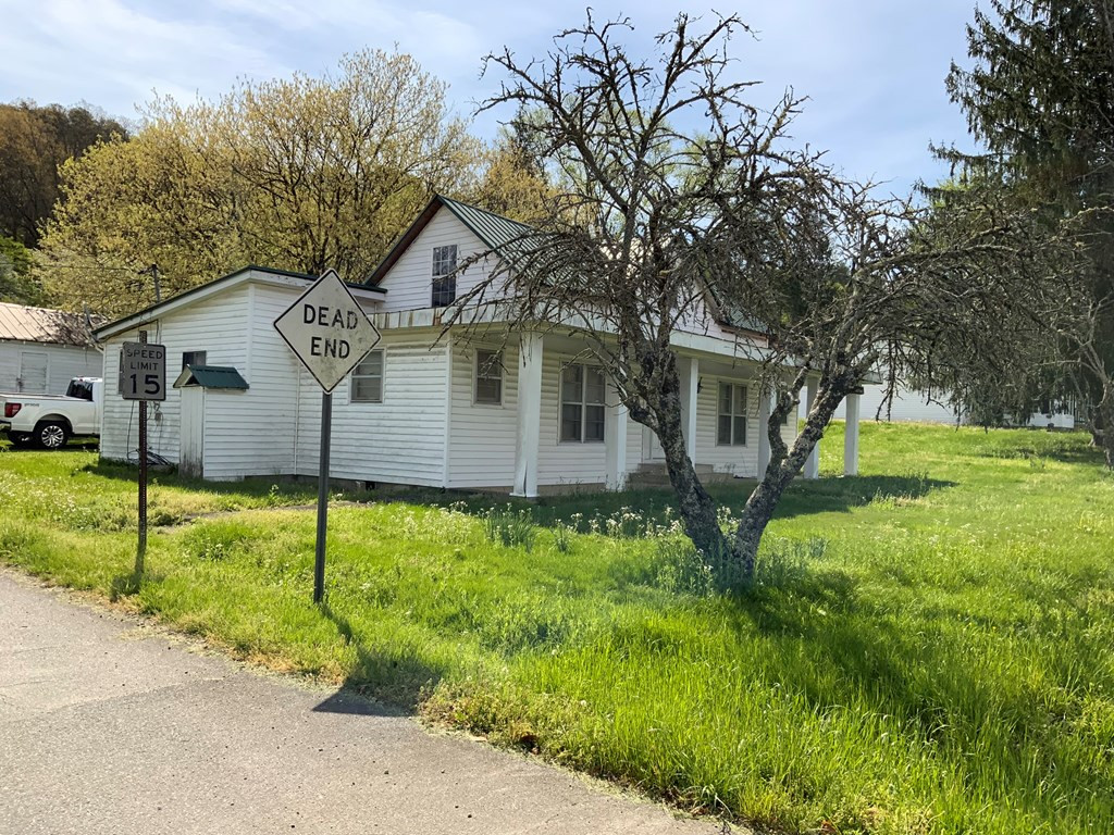 4 Boyd Street Property Photo 5