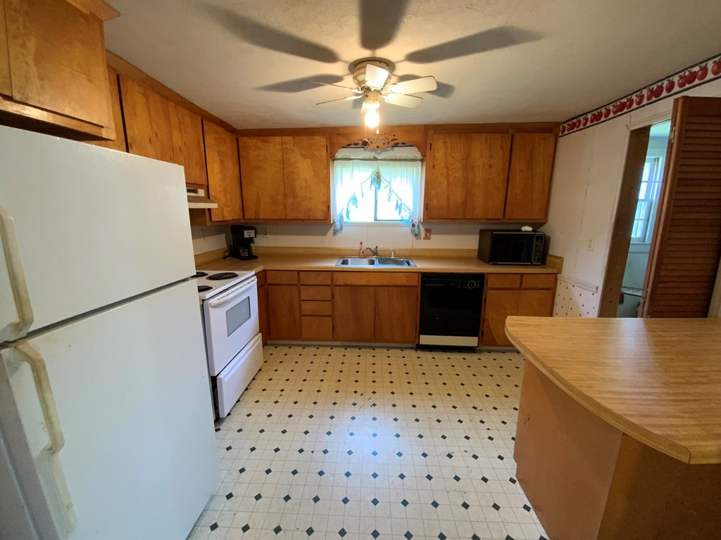 4 Boyd Street Property Photo 6