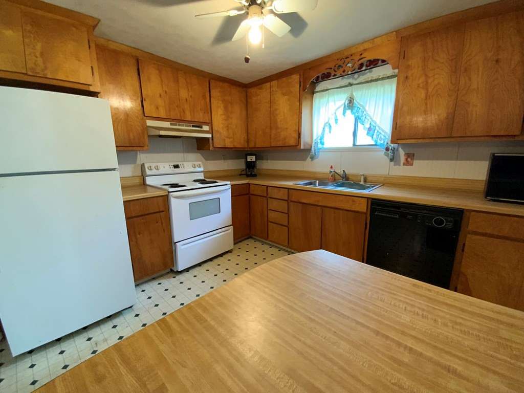 4 Boyd Street Property Photo 8