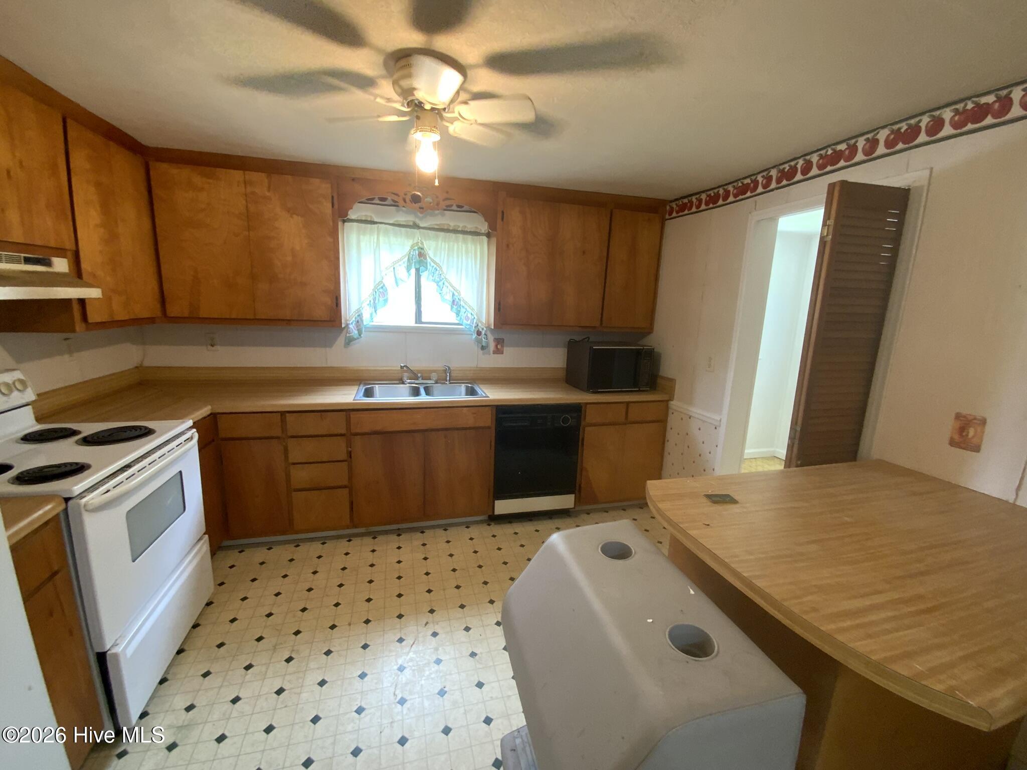 4 Boyd Street Property Photo 9