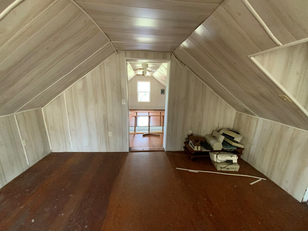 4 Boyd Street Property Photo 31