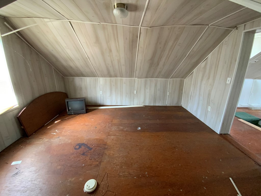 4 Boyd Street Property Photo 33