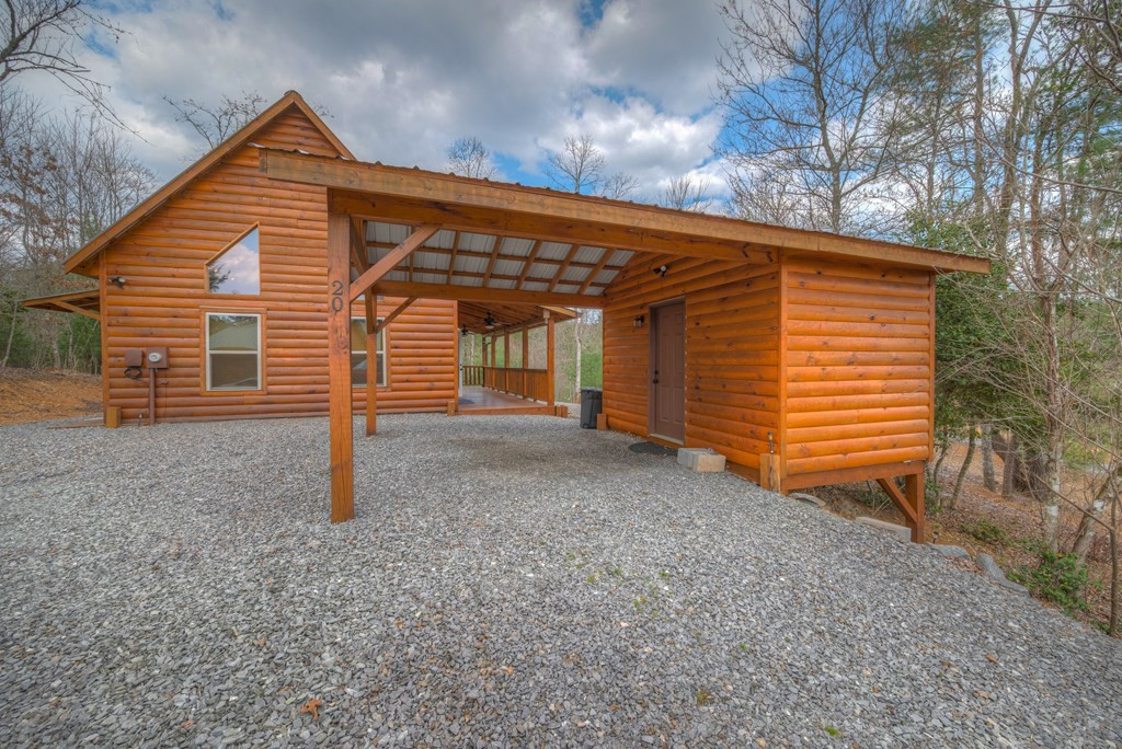 20 Field Stone Trail Property Photo 3