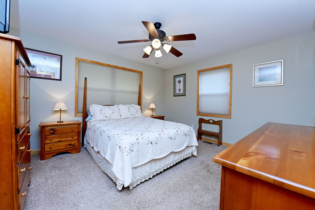 160 Serenity Pointe Drive Property Photo 26