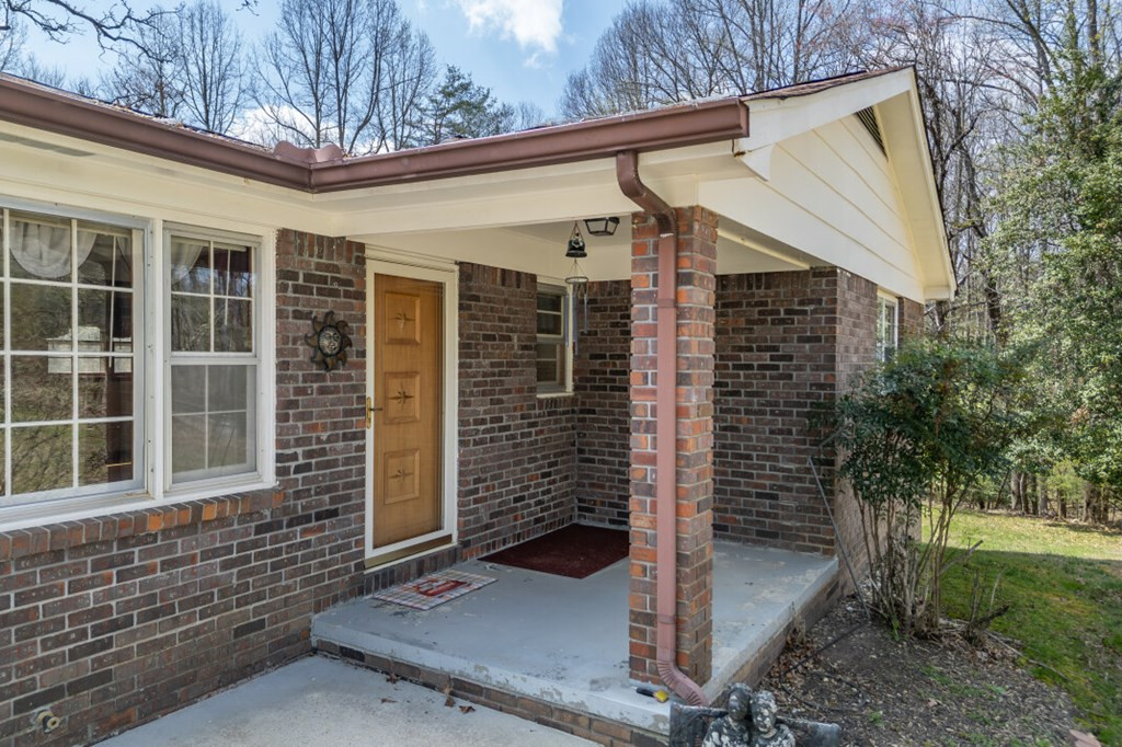 1266 Ford Road Property Photo 3